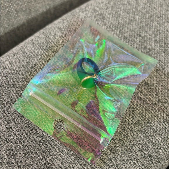 Rinfit 6 Oversized Oval Collection with Metal Frame Ring - Picture 4 of 9